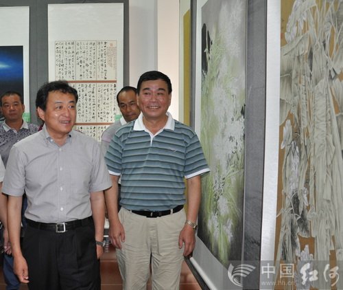 杨洪波的人物履历