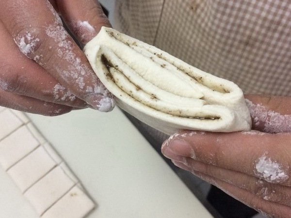 花卷怎么拧具体图片