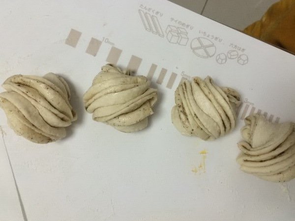 花卷怎么拧具体图片