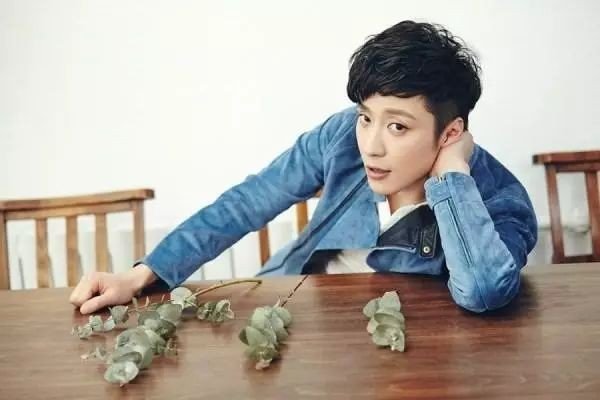 乔任梁因为抑郁症而自杀，抑郁症到底有多可怕，真的无法治疗吗？