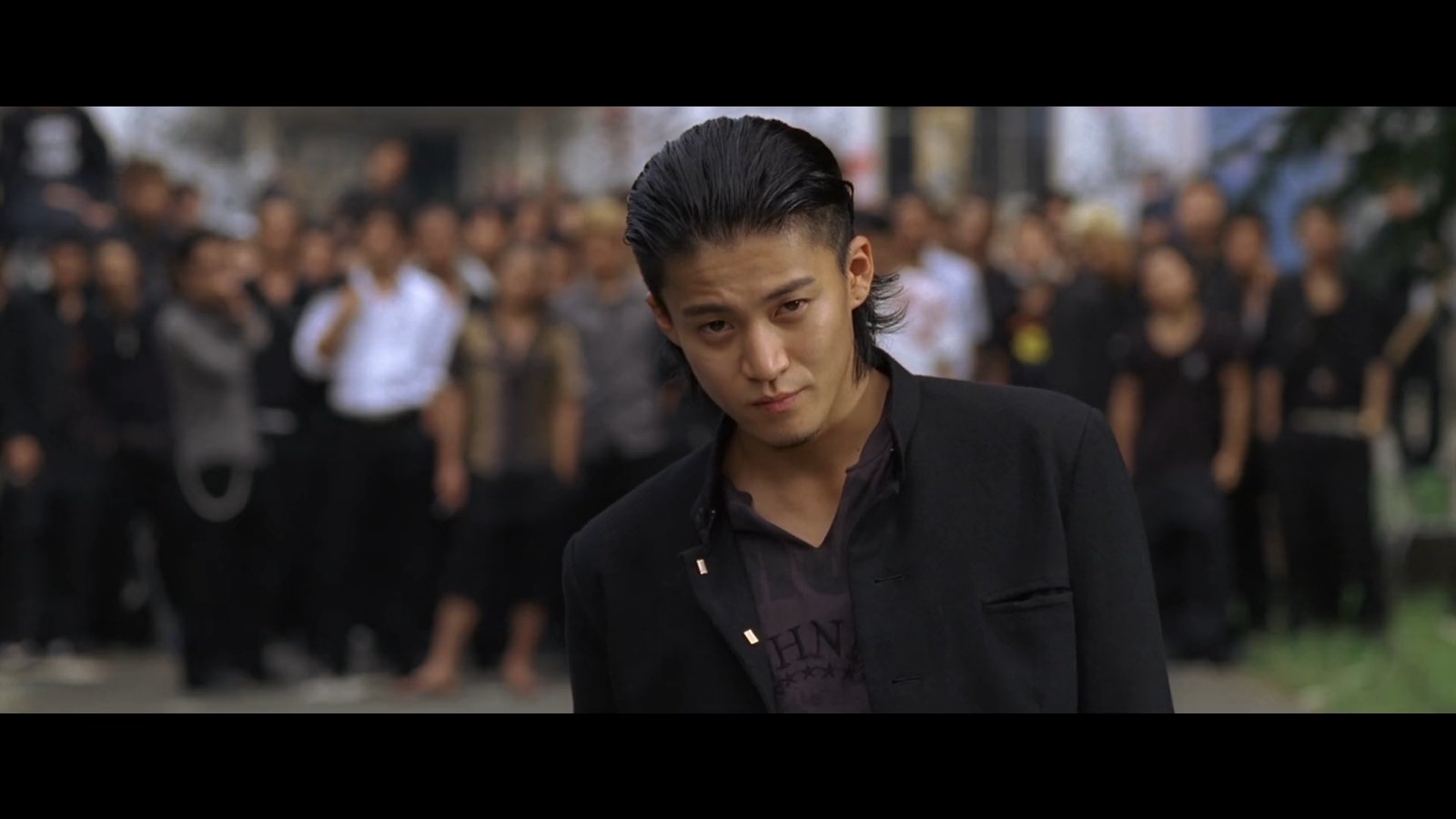 求一张小栗旬的热血高校的高清电脑桌面图