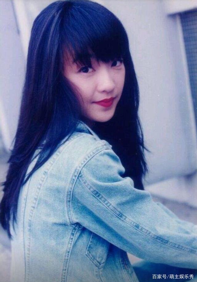 爆红时退隐歌坛，接连被男友抛弃，55岁陈慧娴近况如何？