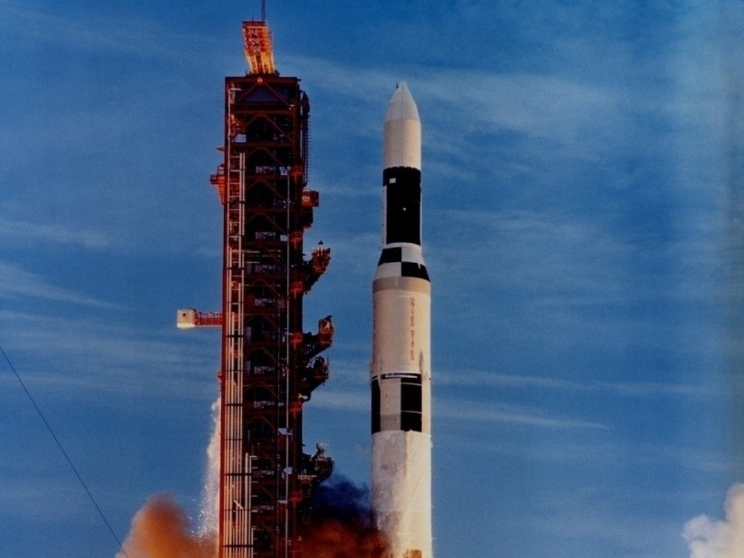 月球探测器软着陆与硬着陆的区别？