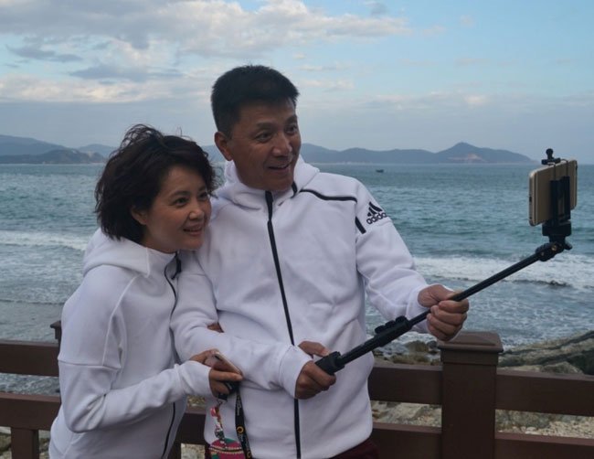 刘之冰结过几次婚有几个老婆 其现任老婆茹萍个人资料