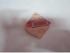 用一百块钱怎么叠双心图片