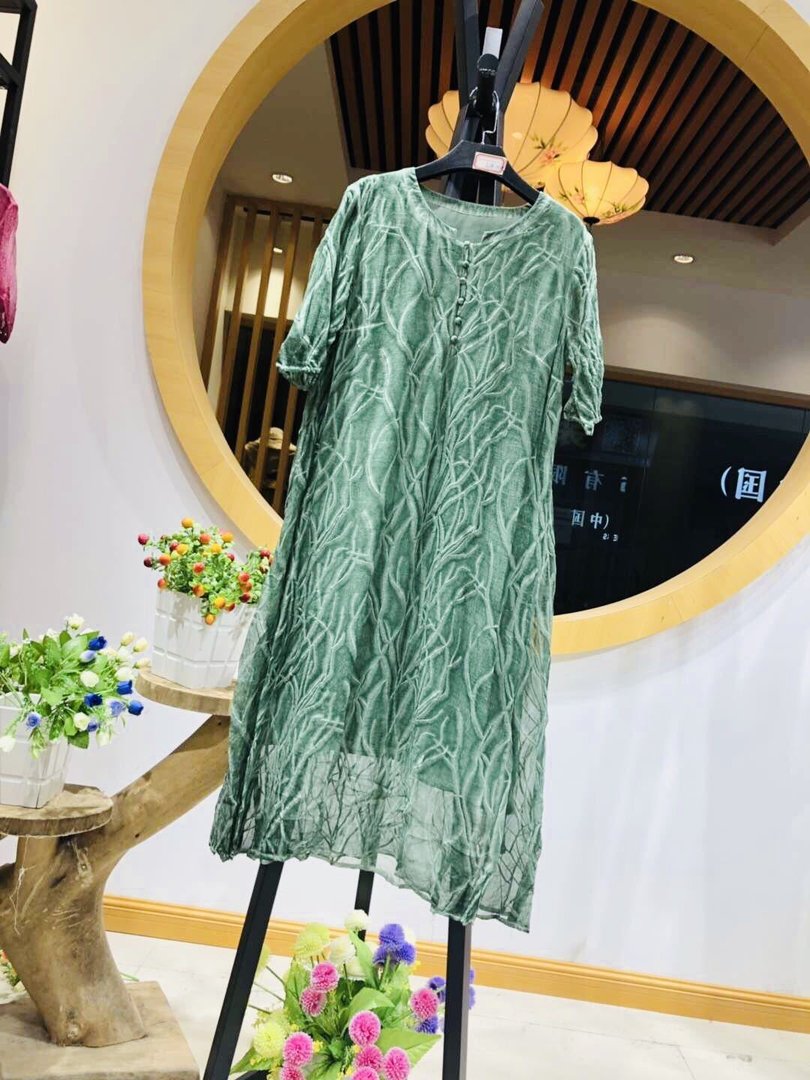 什么是品牌折扣女装尾货？