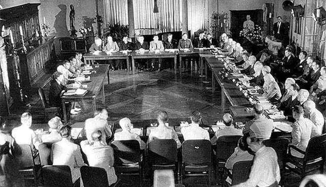 1945年4月,出席联合国制宪会议中国代表团有哪些？