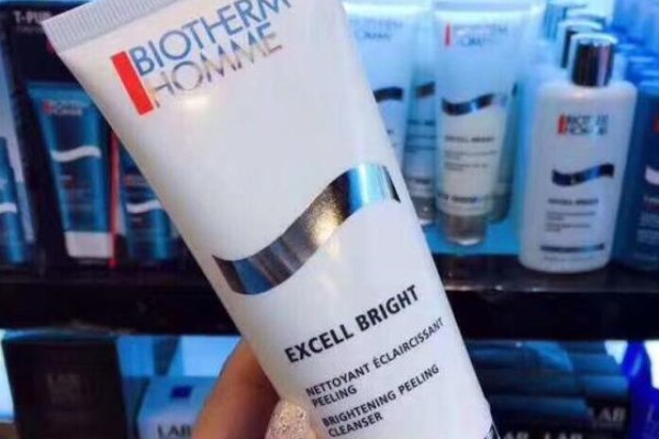 请问最好的男士控油祛痘洗面奶是哪个？