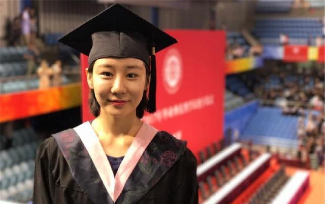 1米37的世界冠军邓琳琳现状如何？