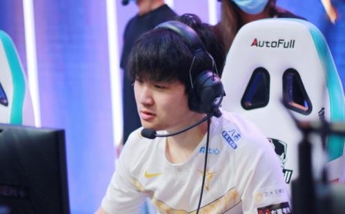 小东北mole加入we战队，他们夏季赛能取得好成绩吗？