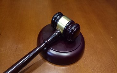 女方离婚起诉书怎么写的？