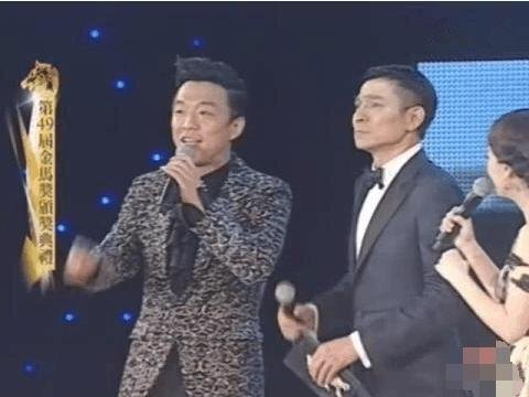 你怎么看黄渤金马奖直播失误他用机智撑了17分钟 ？