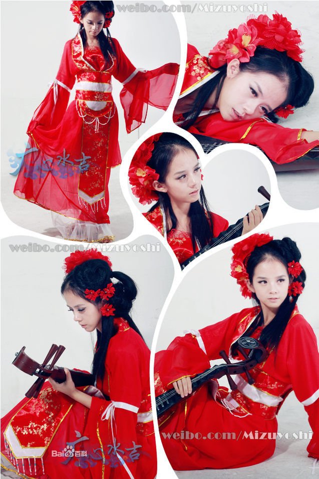 求此图片中的美女是谁，各位大神帮帮忙，在下先在此谢过！就是我头像。急急急急！！！！