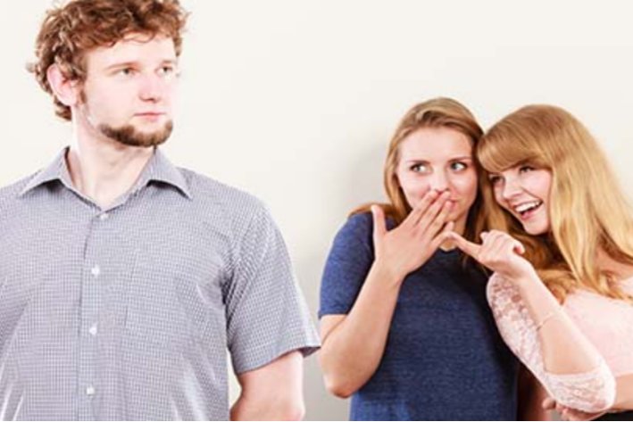 东家长西家短的意思