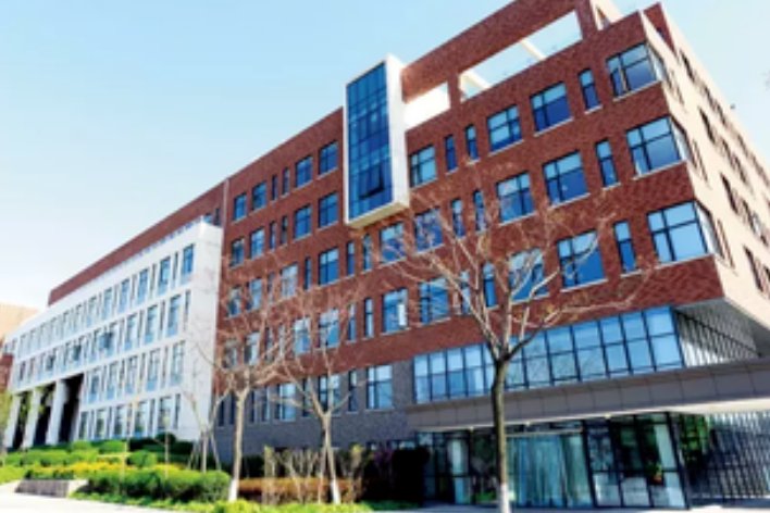 欧亚学院一年学费多少