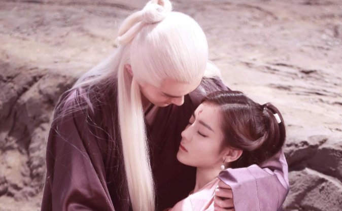 三生三世:为什么凤九真心爱慕帝君,凡间报恩时却用两生咒?