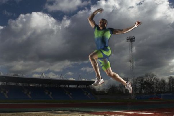 世界跳远最高纪录是多少