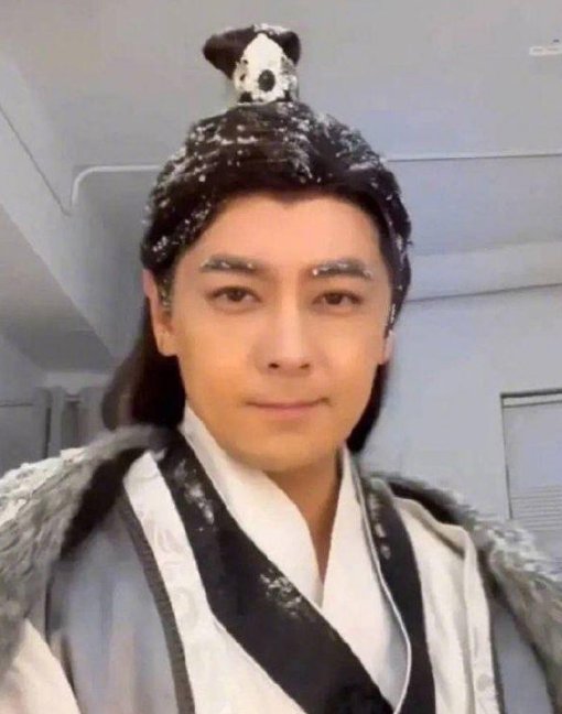 林志颖晒复工花絮，时隔多年重塑段誉造型，这么快复工会对他身体有影响吗？