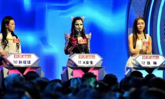 她在非诚勿扰上从不露脸，化妆成“猫女”没人敢追求，后来怎样了？