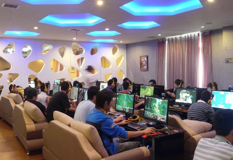 不学无术的意思