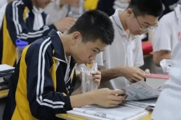 木字加一笔有几个字呢？