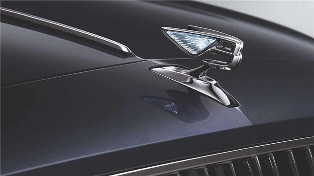 劳斯莱斯发光水晶女神车标被禁，回忆一下那些早已的消失立标