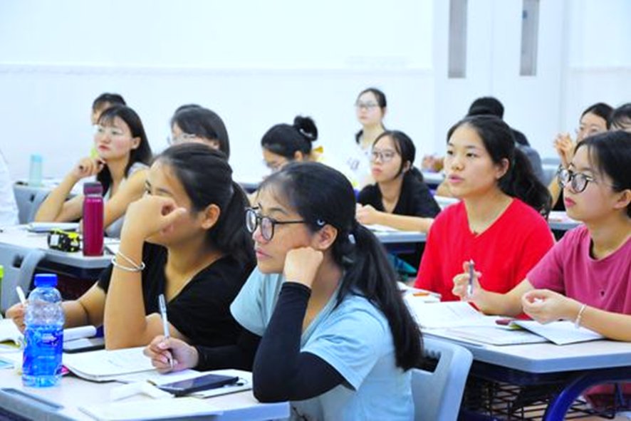 当然的多种意思