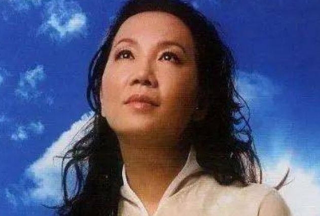 亲爱的小孩原唱