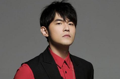 周杰伦《她的睫毛》歌词？