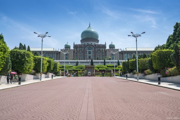 省政府参事是什么职位