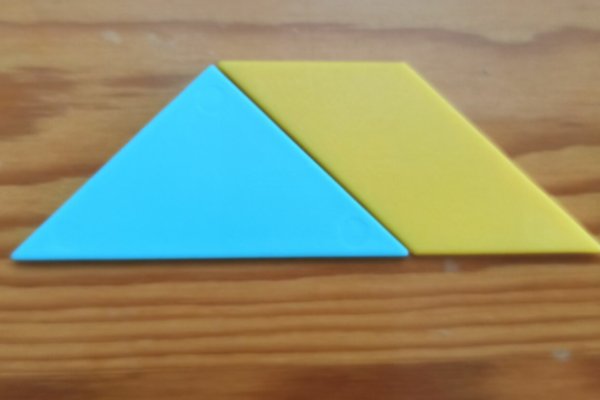 七巧板怎么拼一个正方形呢？