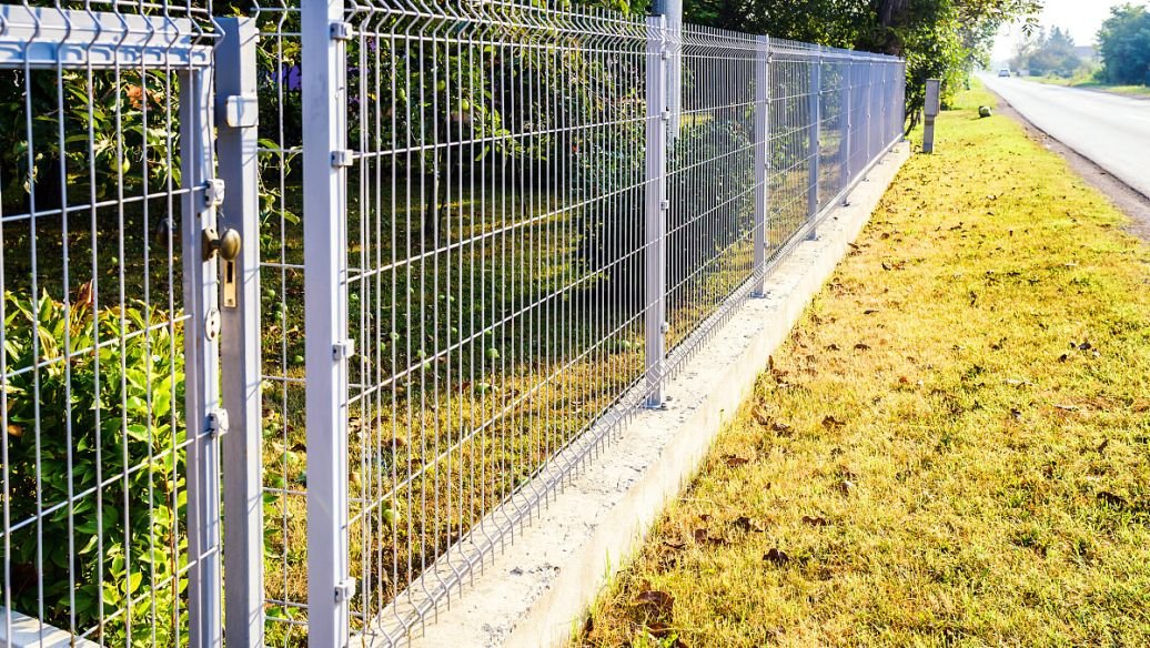 锌钢阳台护栏报价多少一米？