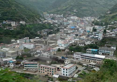 德钦的海拔高度