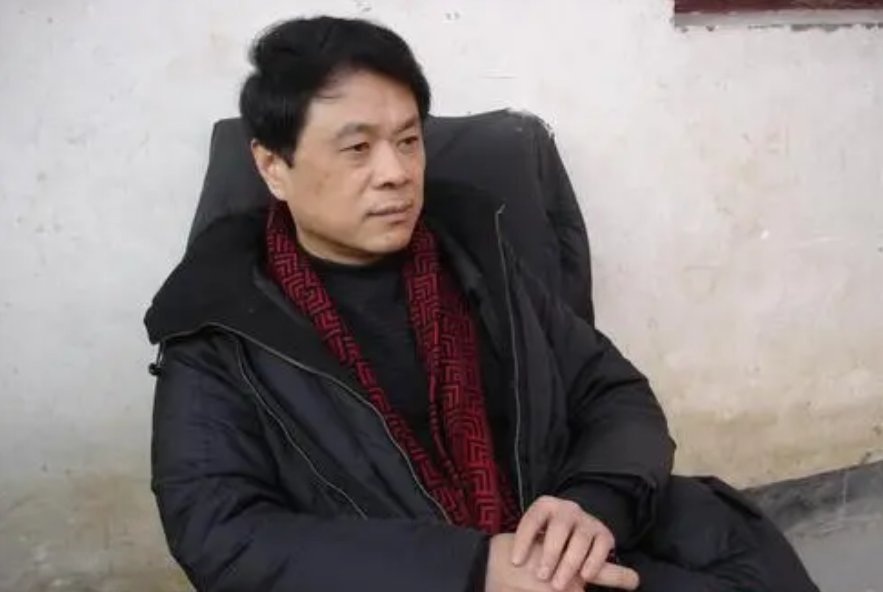 李森祥1986年发表处女作什么作品