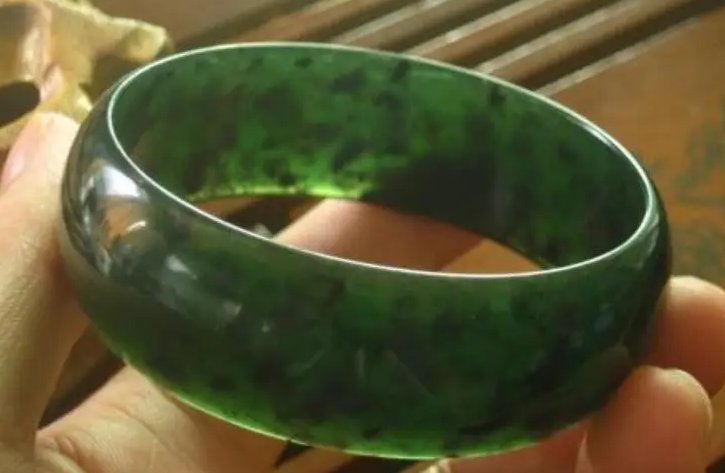 蓝田玉属于什么档次的玉