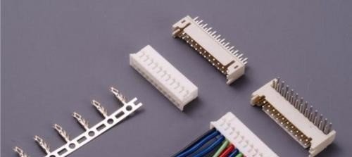 怎么取笔记本电脑上面的排线？