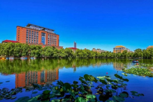 渤海大学继续教育学院是成人教育吗