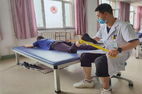 怎么报考康复治疗师证？