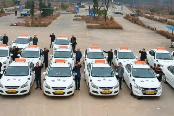 荣安驾校怎样？