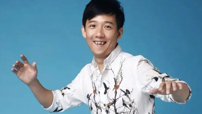 《浪花一朵朵》歌词