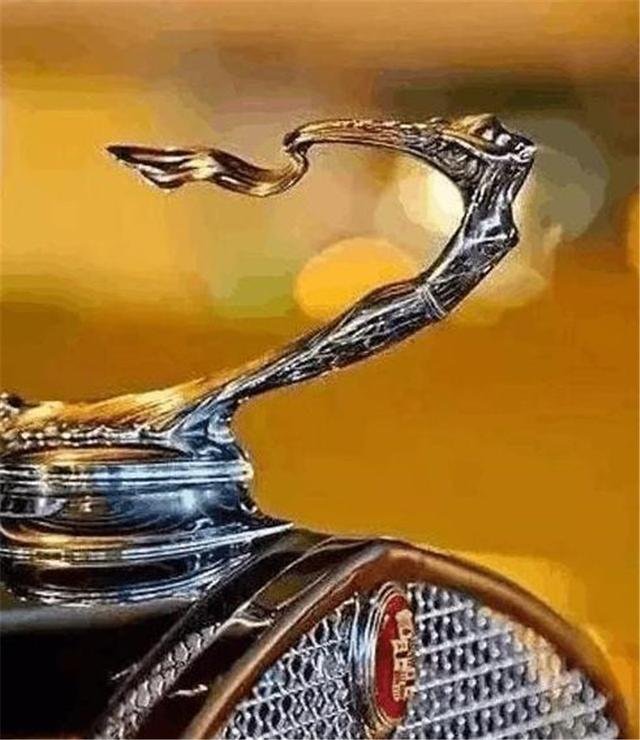 劳斯莱斯发光水晶女神车标被禁，回忆一下那些早已的消失立标