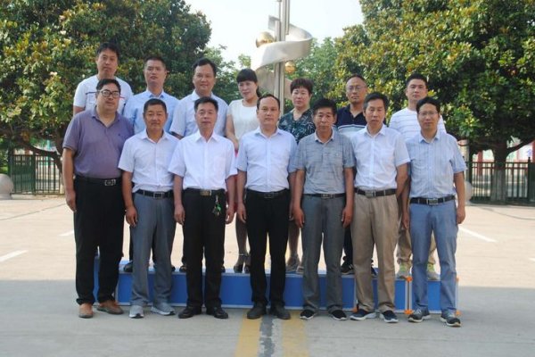 无为中学校领导班子