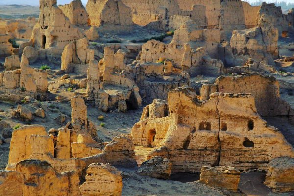 楼兰古国消失的原因是什么