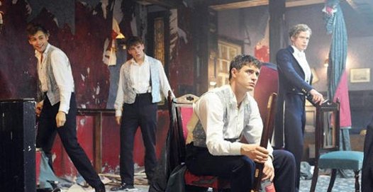 喧嚣贵族的幕后制作