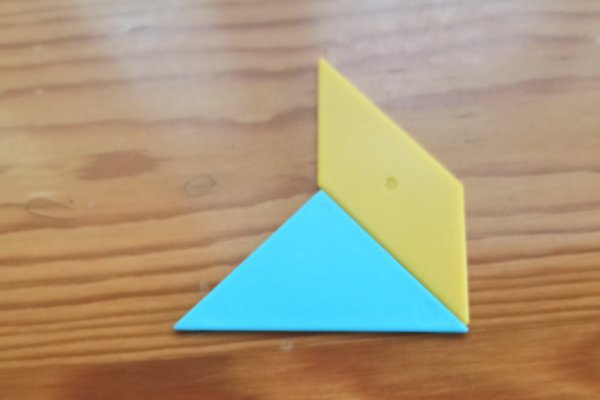 七巧板怎么拼一个正方形呢？