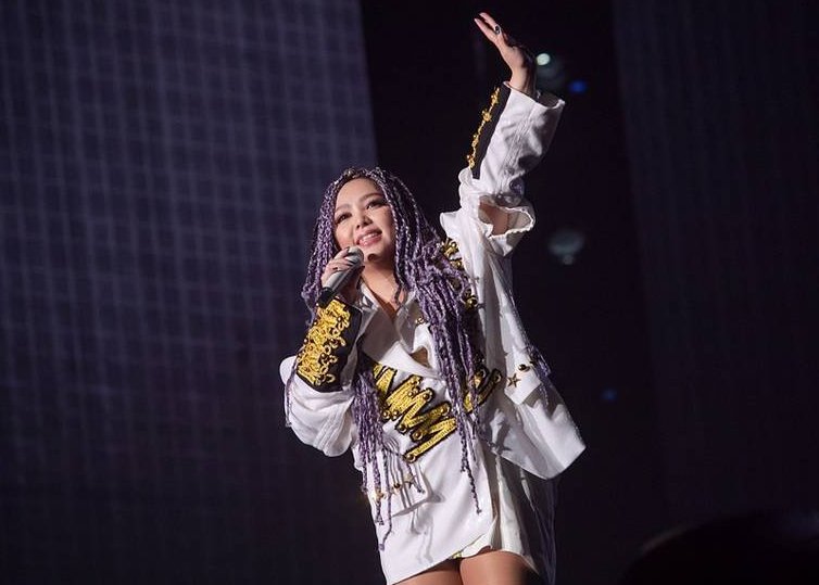 撕心裂肺十大催泪情歌