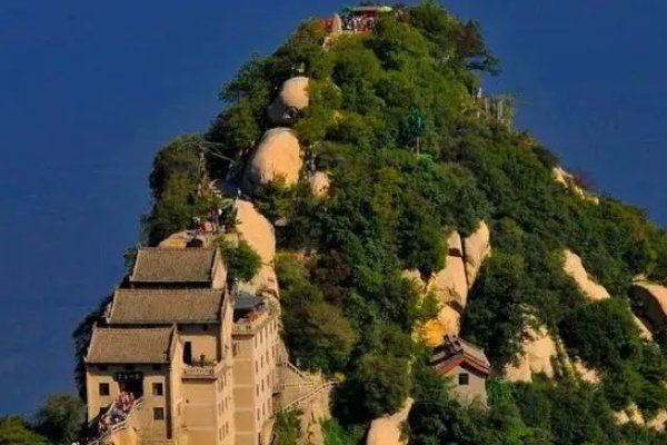 西岳是指什么山