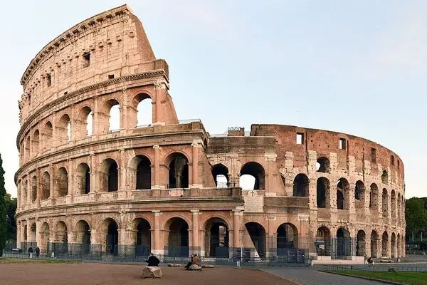 竞技场是什么意思