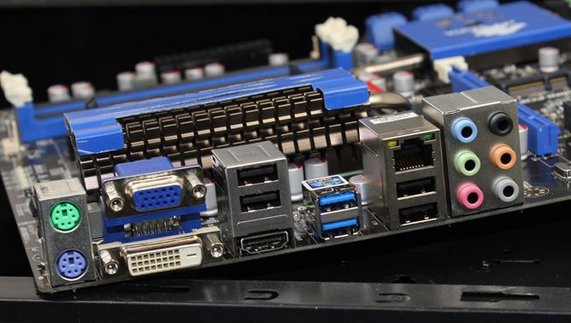 音箱的接口是怎么分类的？