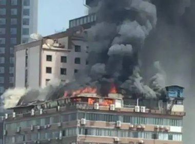 长沙数十层楼体燃烧剧烈，目前伤亡不明，现场火势有多严峻？采取了啥措施？